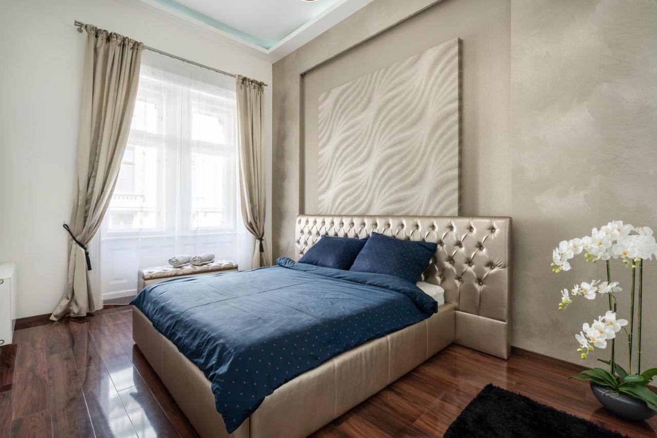 Opera Luxury Apartment With Free Parking 부다페스트 외부 사진