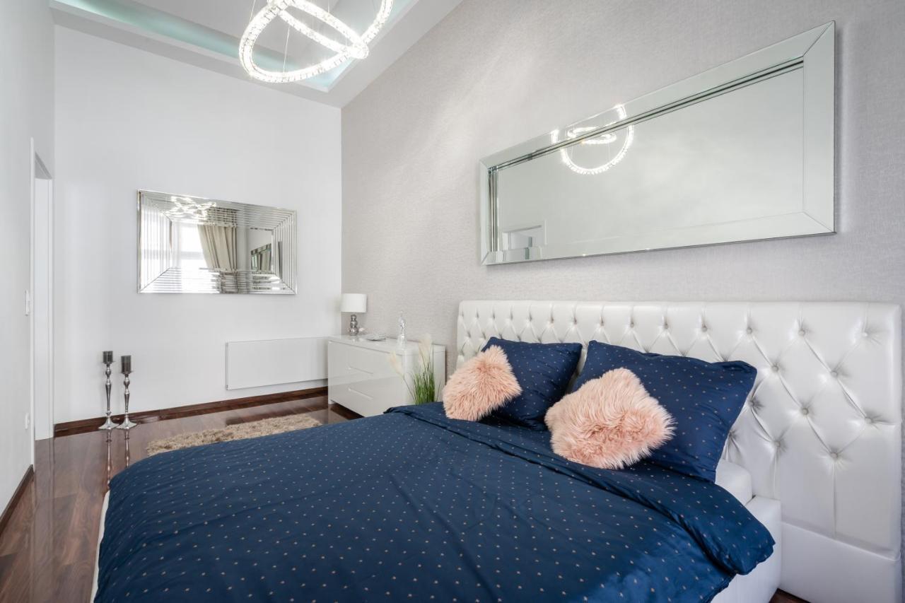 Opera Luxury Apartment With Free Parking 부다페스트 외부 사진